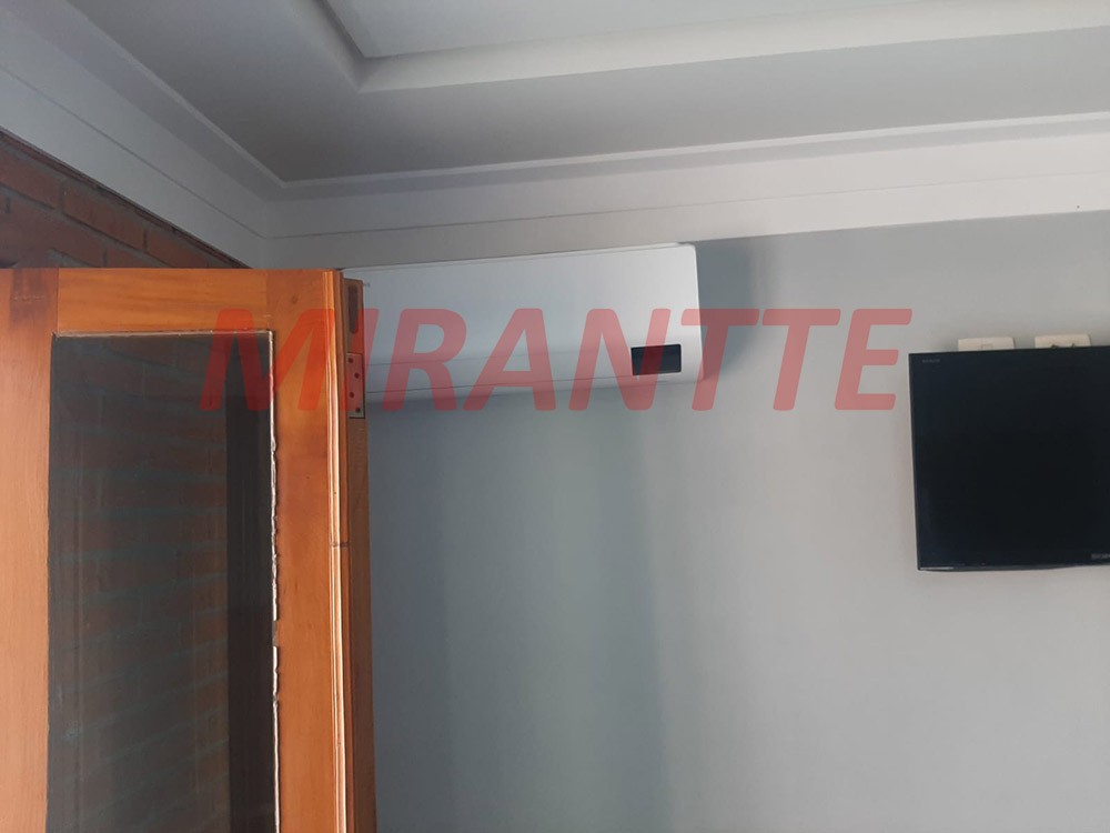 Sobrado de 296m² com 4 quartos em Cachoeira