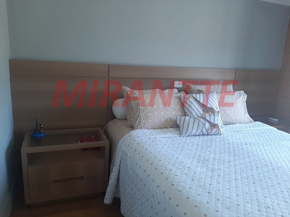 Sobrado de 296m² com 4 quartos em Cachoeira