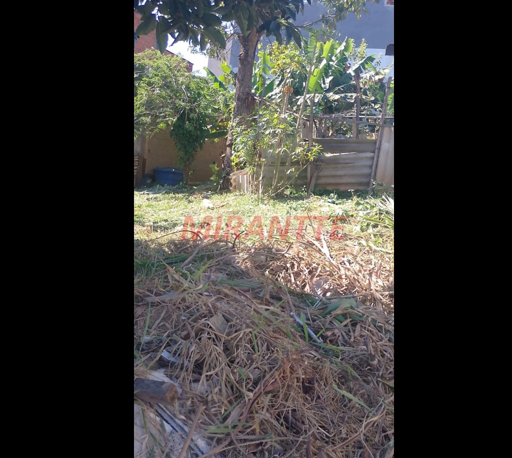 Terreno de 700m² em Recreio São Jorge