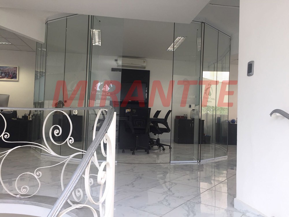 Sobrado de 371m² com 3 quartos em Pacaembu