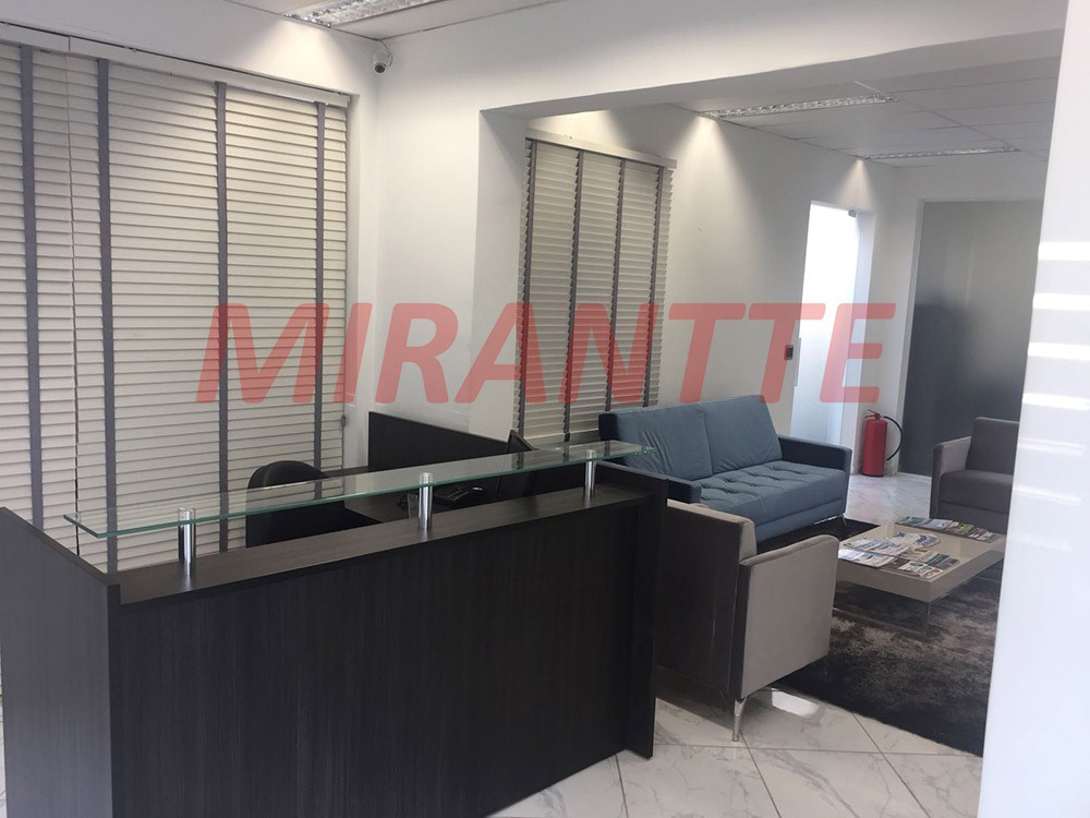 Sobrado de 371m² com 3 quartos em Pacaembu