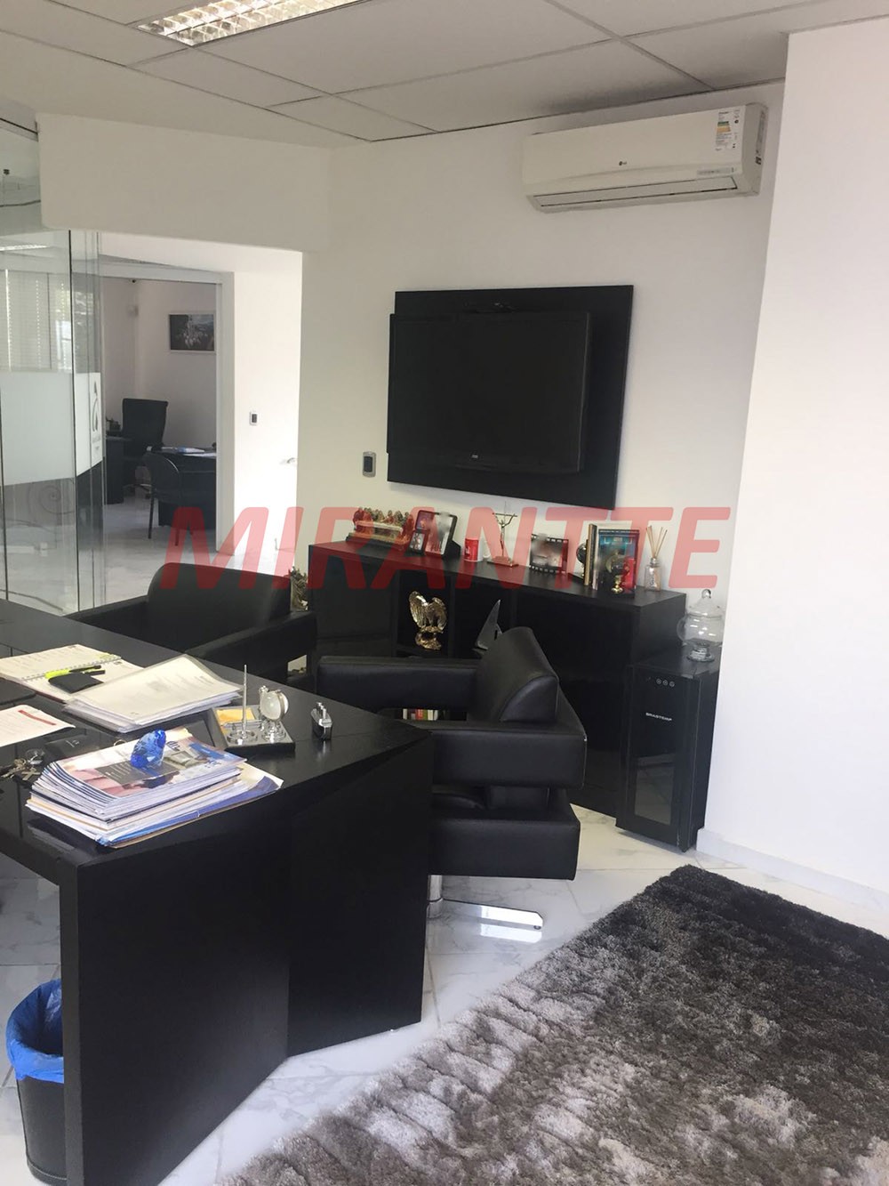 Sobrado de 371m² com 3 quartos em Pacaembu