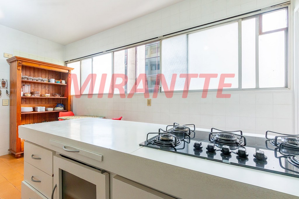 Apartamento de 151m² com 4 quartos em Higienópolis