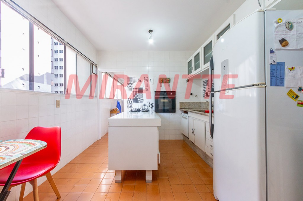 Apartamento de 151m² com 4 quartos em Higienópolis