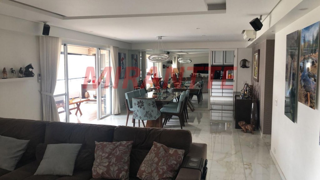 Apartamento com 3 quartos em Aclimação