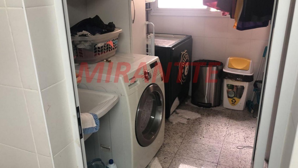 Apartamento com 3 quartos em Aclimação