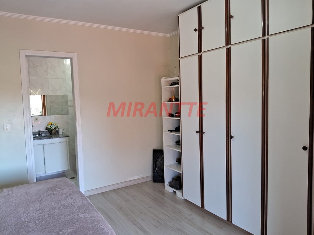 Sobrado de 300m² com 2 quartos em Serra Da Cantareira