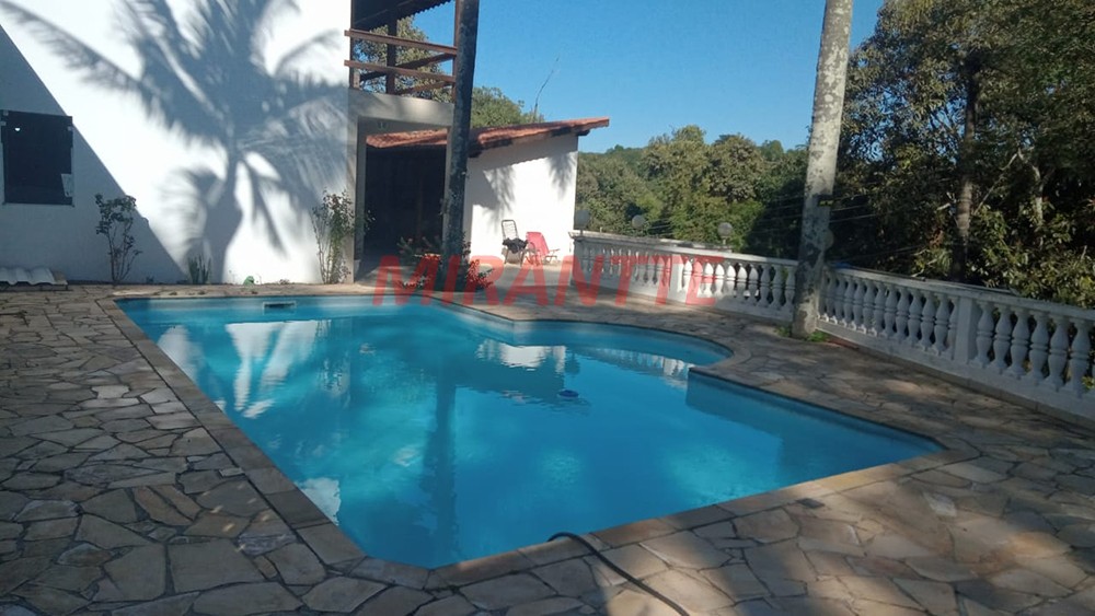 Sobrado de 300m² com 2 quartos em Serra Da Cantareira