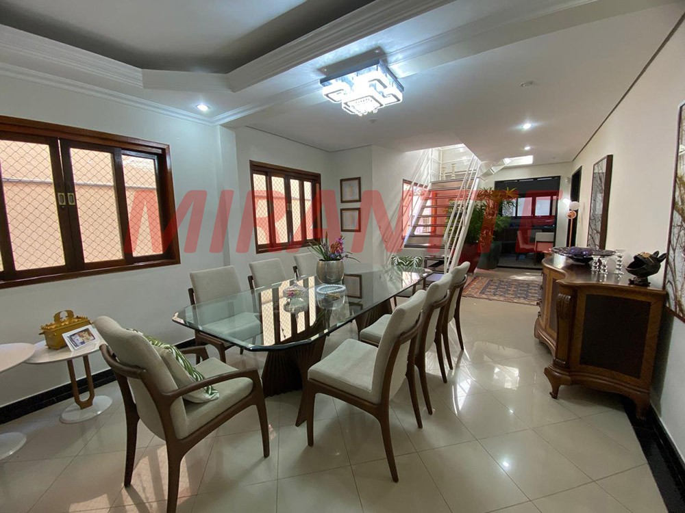 Sobrado de 330m² com 5 quartos em Vila Irmaos Arnoni