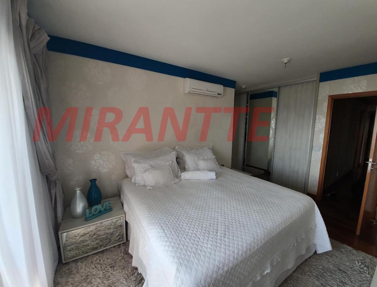 Apartamento de 202m² com 3 quartos em Jardim Analia Franco