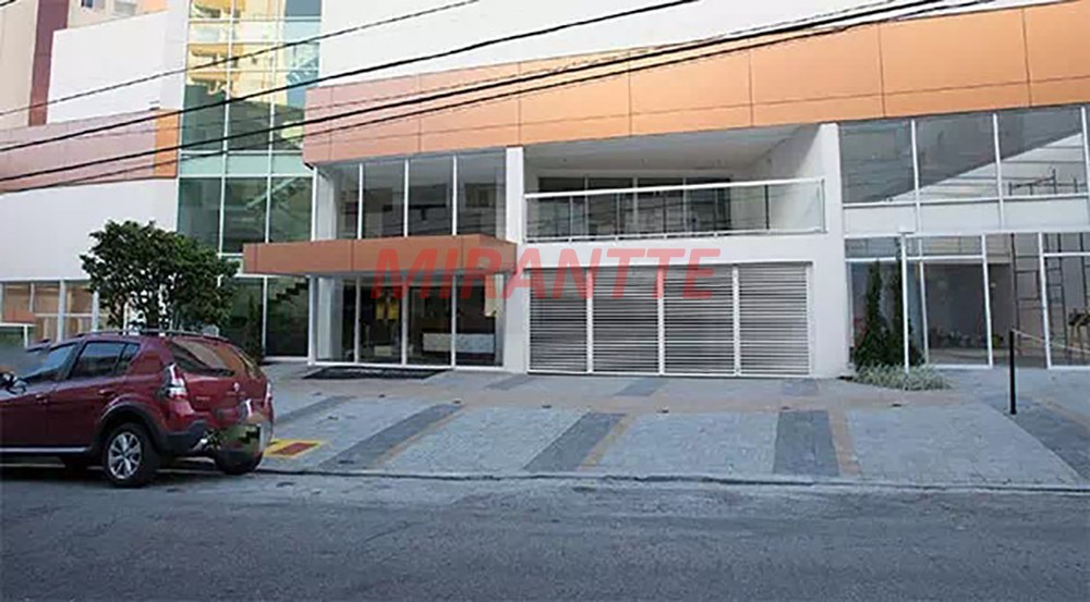 Conjunto comercial em Santa Teresinha