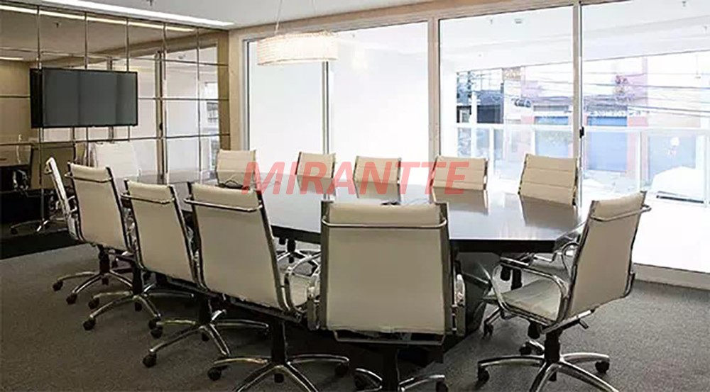 Conjunto comercial em Santa Teresinha