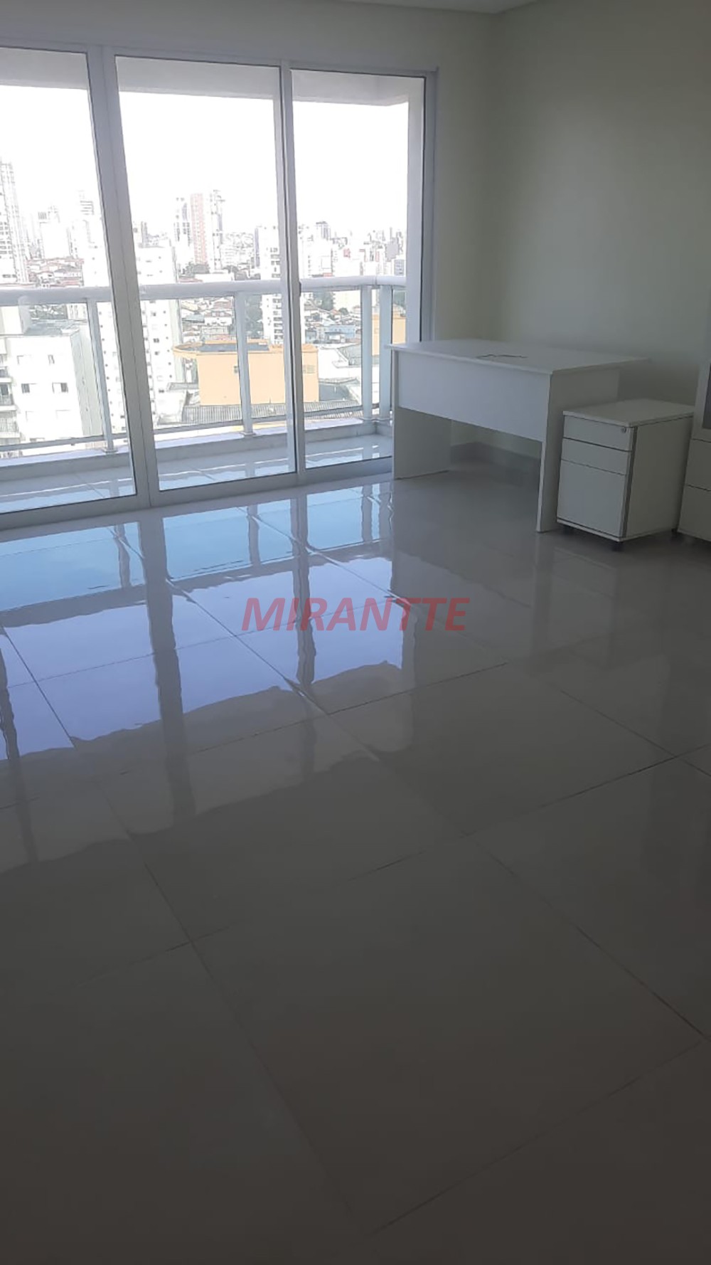 Conjunto comercial em Santa Teresinha