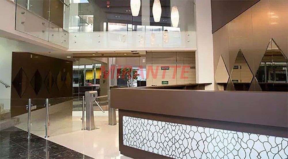 Conjunto comercial em Santa Teresinha