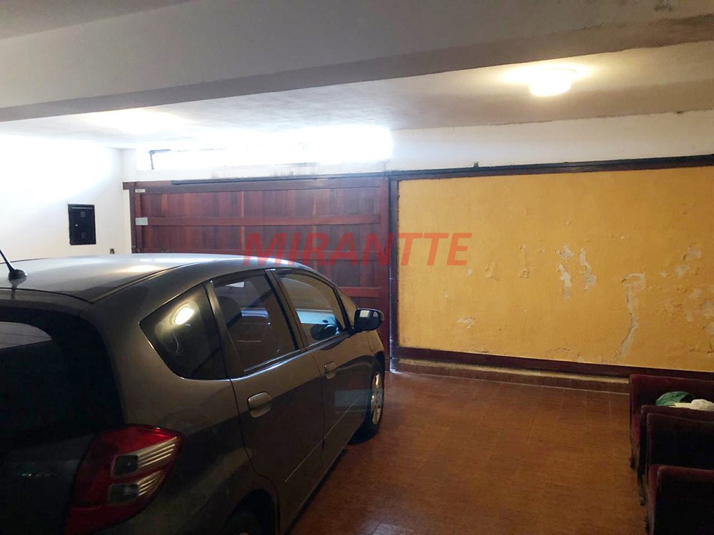 Sobrado de 259m² com 3 quartos em Santa Terezinha