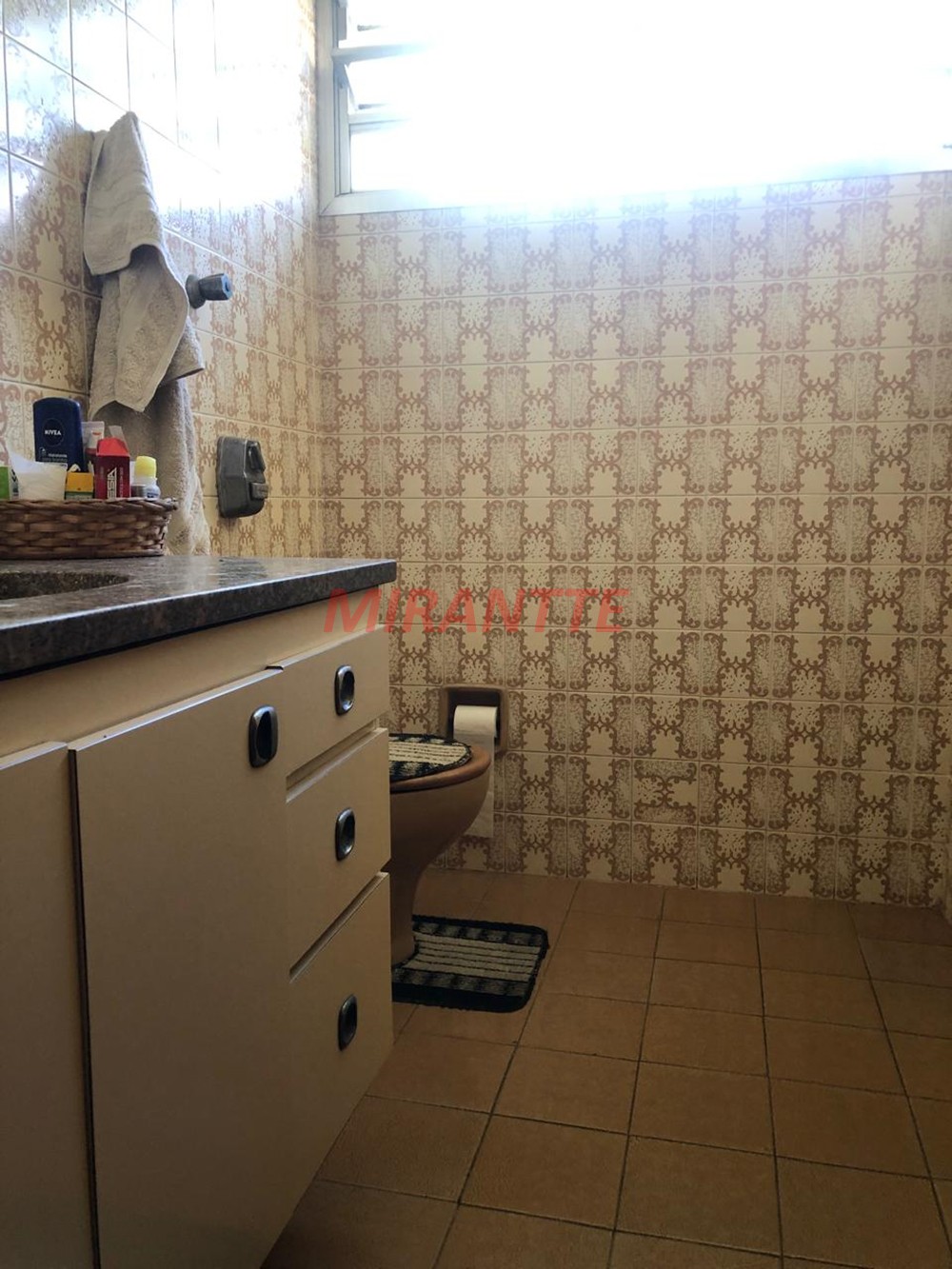 Sobrado de 259m² com 3 quartos em Santa Terezinha