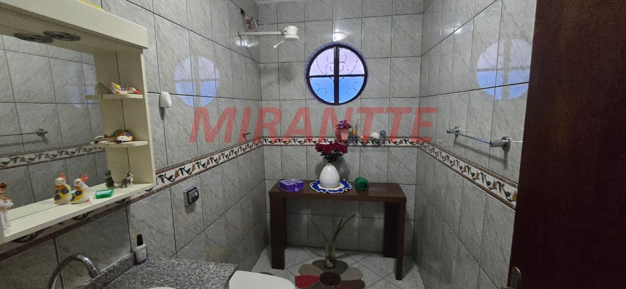 Sobrado de 326m² com 3 quartos em Jardim Felicidade