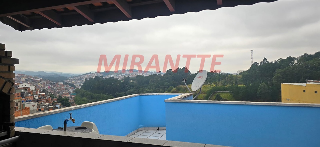 Sobrado de 326m² com 3 quartos em Jardim Felicidade