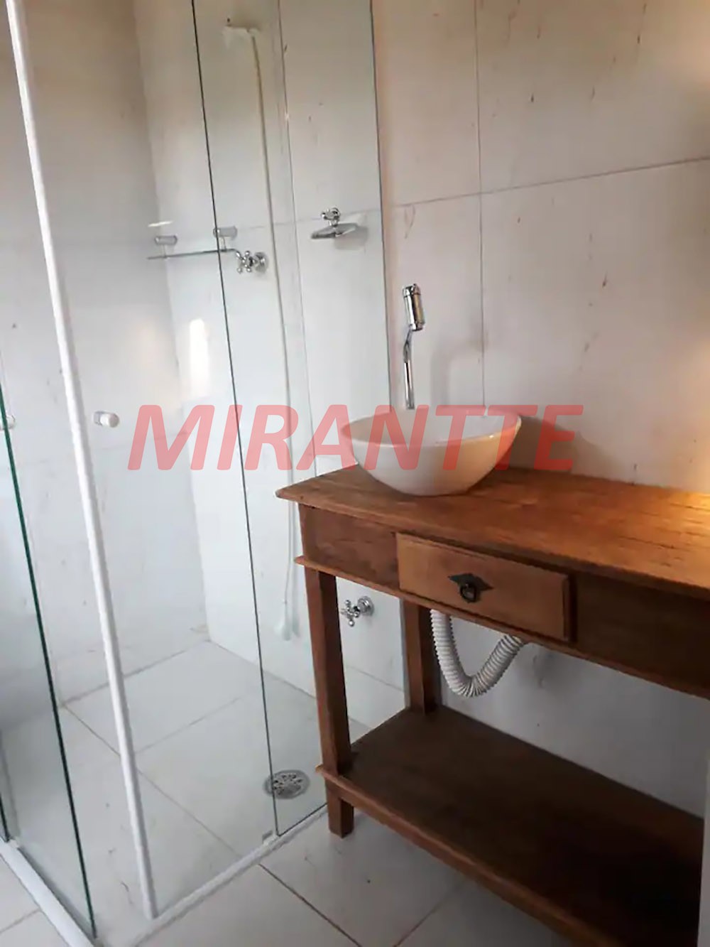 ChÁcara de 750m² com 5 quartos em Parque Nova Cipó