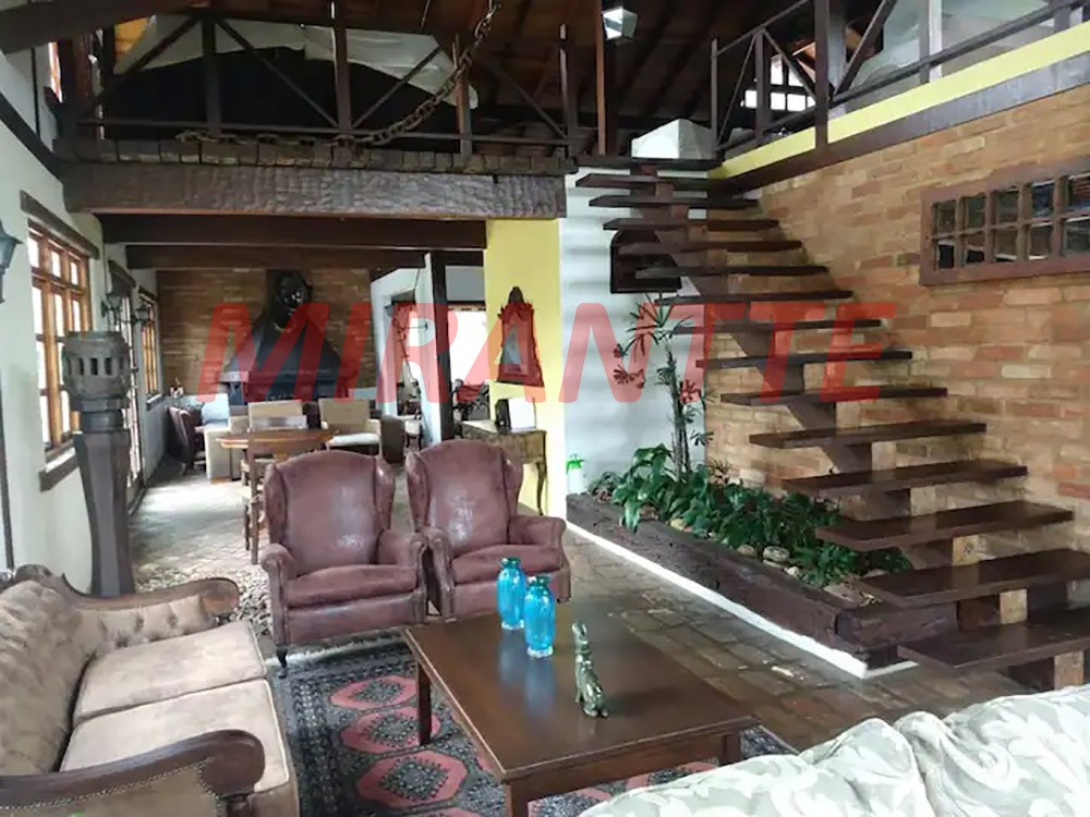 ChÁcara de 750m² com 5 quartos em Parque Nova Cipó