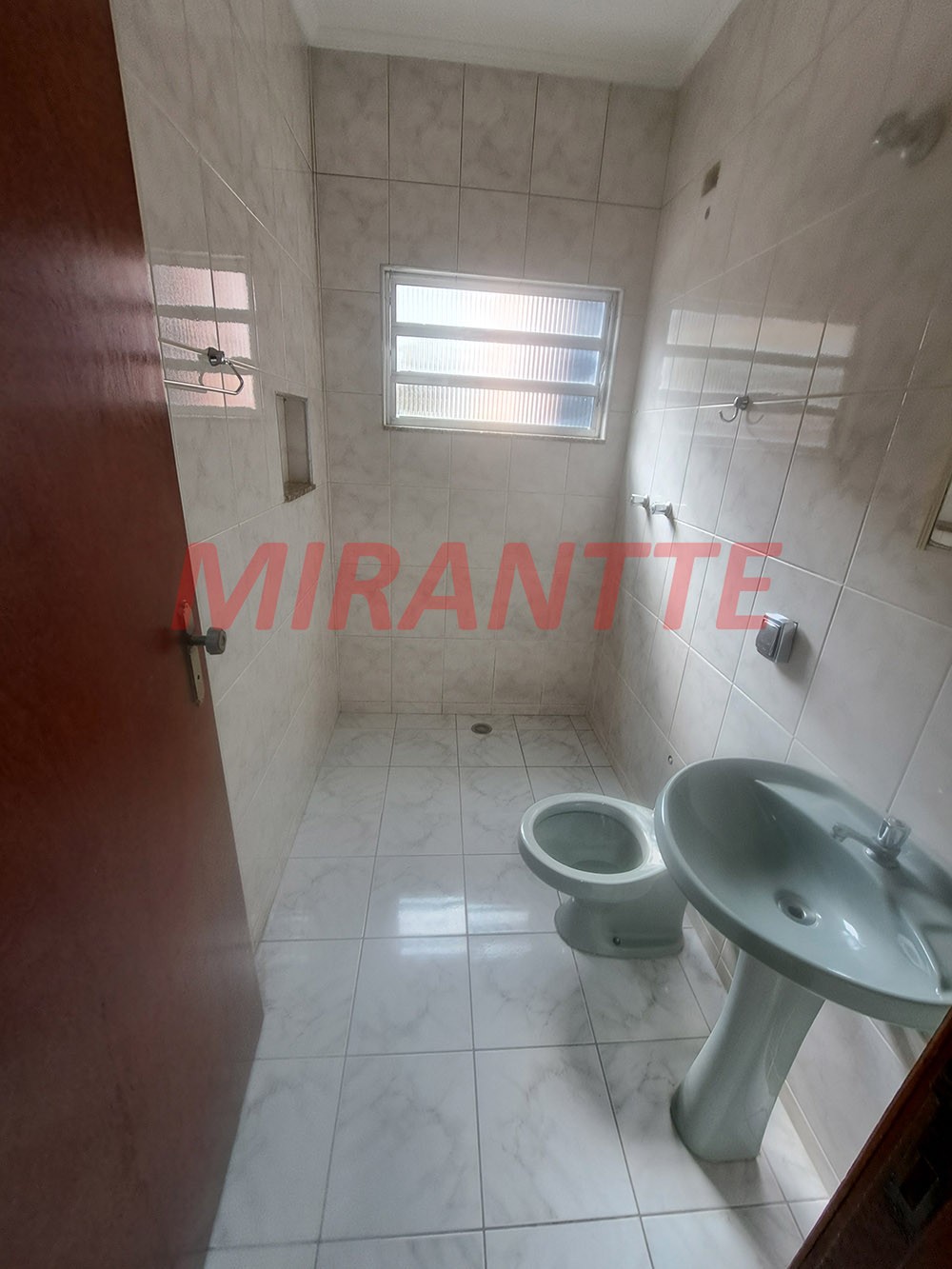 Sobrado de 120m² com 2 quartos em Jardim Peri