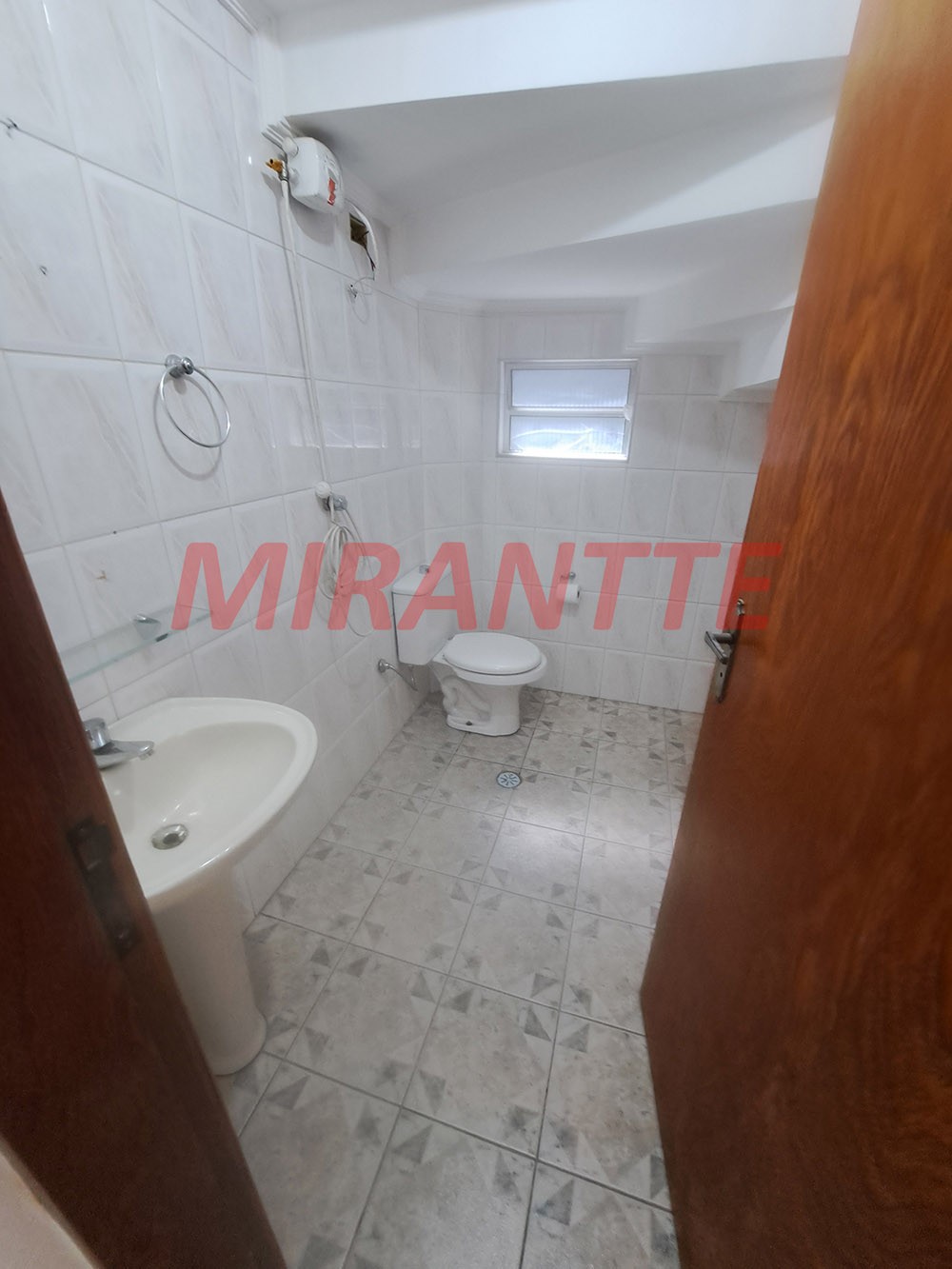 Sobrado de 120m² com 2 quartos em Jardim Peri
