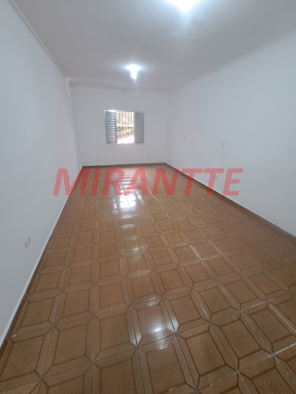 Sobrado de 120m² com 2 quartos em Jardim Peri