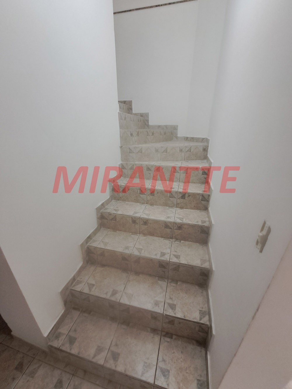 Sobrado de 120m² com 2 quartos em Jardim Peri