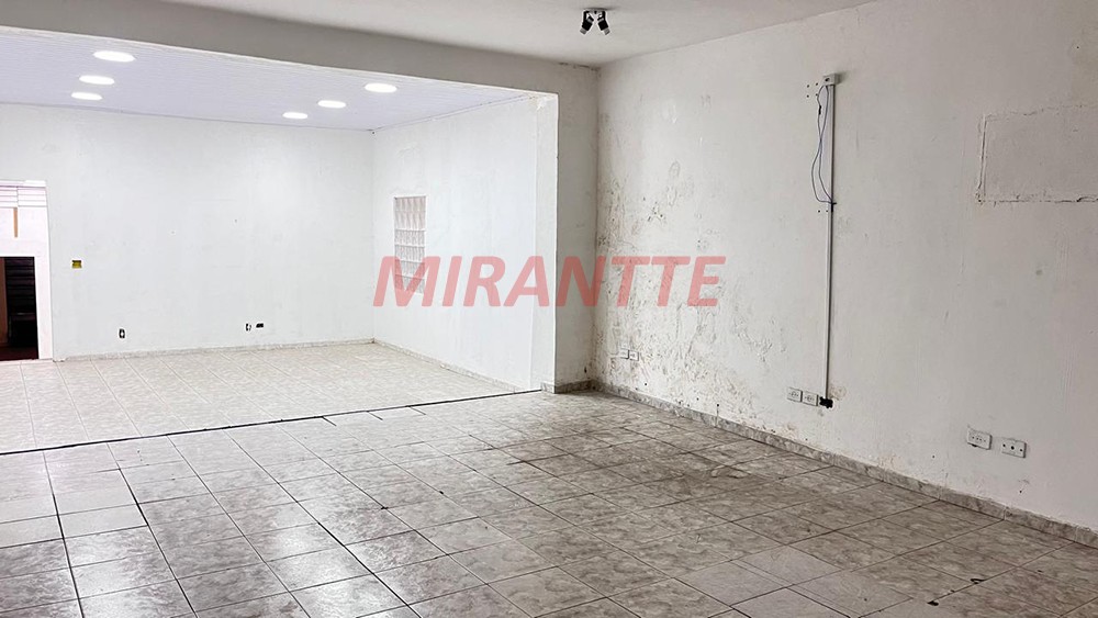 Comercial de 151m² em Luz