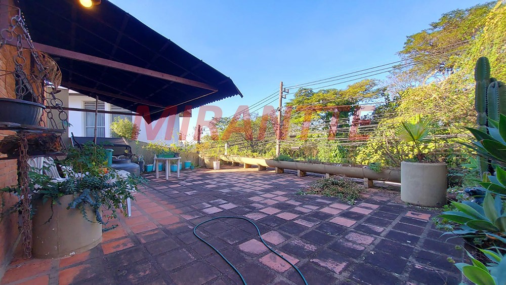 Casa terrea de 274m² com 4 quartos em Jardim São Bento