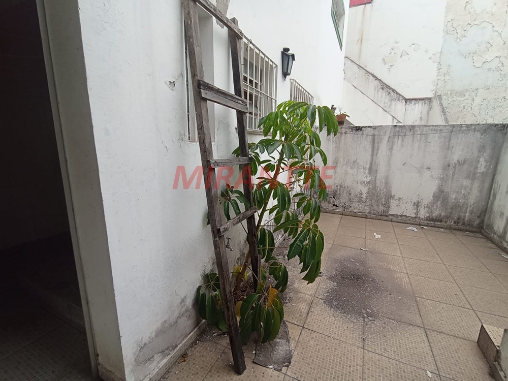Terreno de 98m² em Santana
