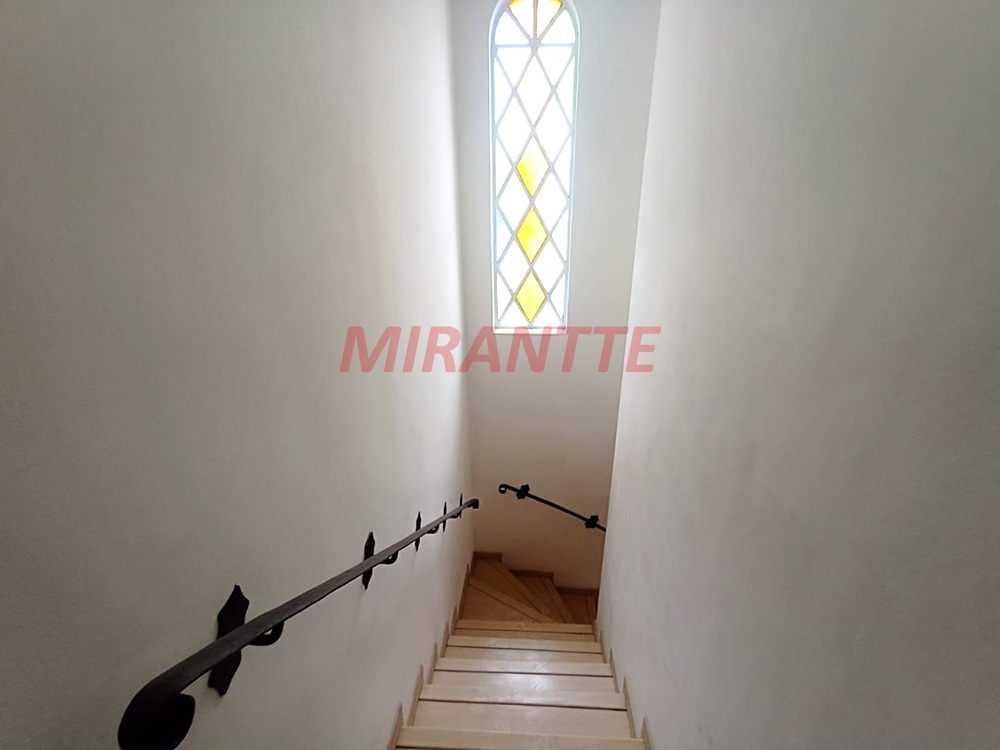 Terreno de 98m² em Santana