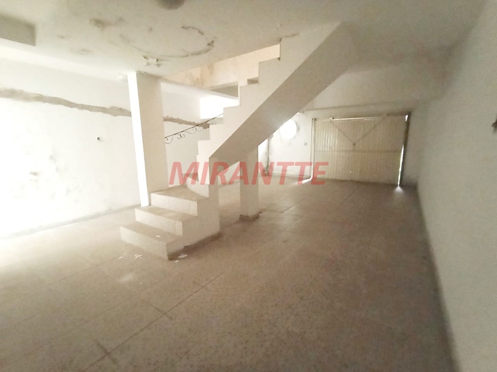 Terreno de 98m² em Santana