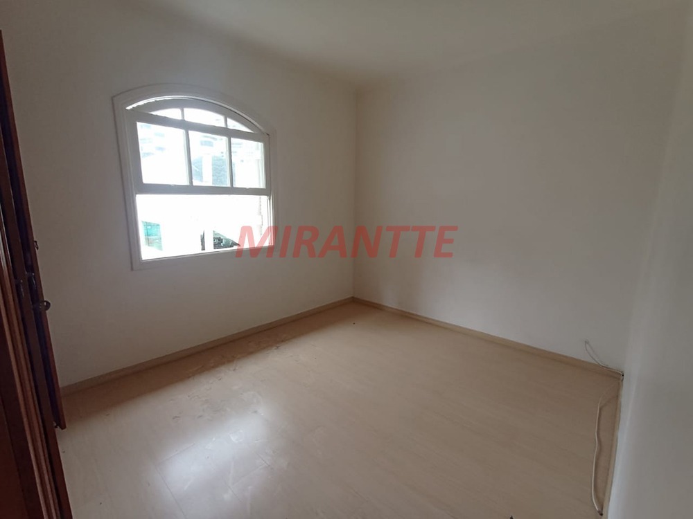 Terreno de 98m² em Santana