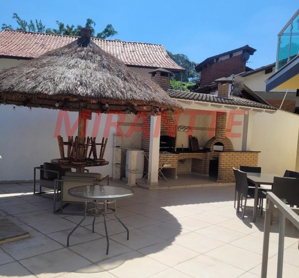 Sobrado de 400m² com 4 quartos em City América