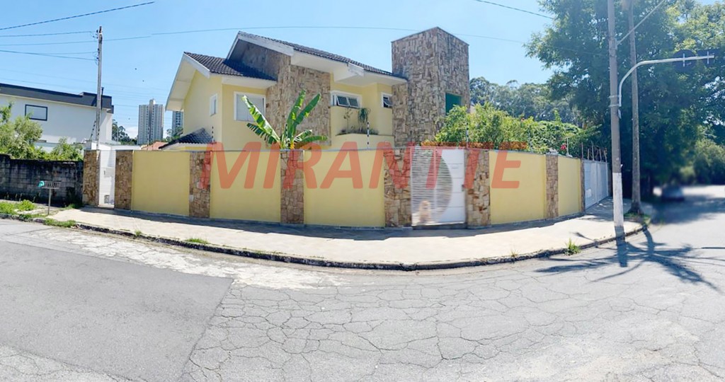 Sobrado de 400m² com 4 quartos em City América