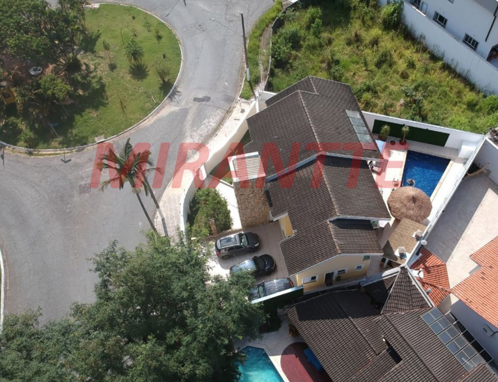 Sobrado de 400m² com 4 quartos em City América