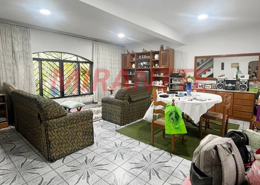 Sobrado de 150m² com 3 quartos em Jardim Tremembé