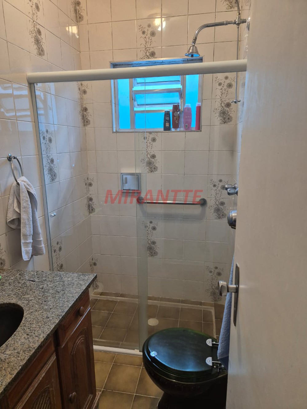 Sobrado de 186m² com 3 quartos em Limão