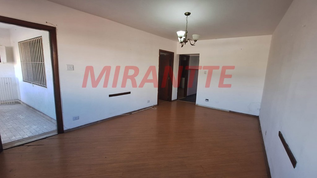 Sobrado de 317m² com 4 quartos em Parque Mandaqui