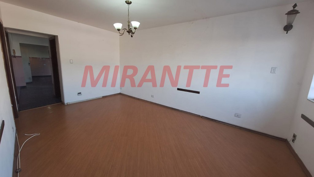 Sobrado de 317m² com 4 quartos em Parque Mandaqui