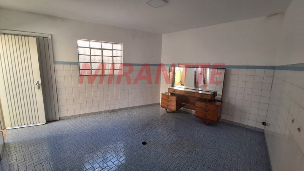 Sobrado de 317m² com 4 quartos em Parque Mandaqui