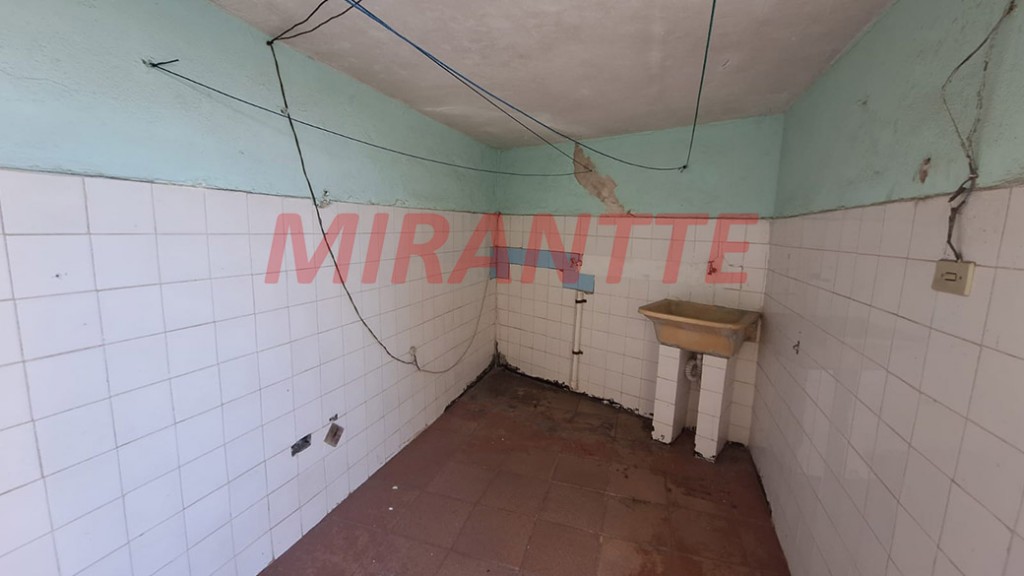 Sobrado de 317m² com 4 quartos em Parque Mandaqui