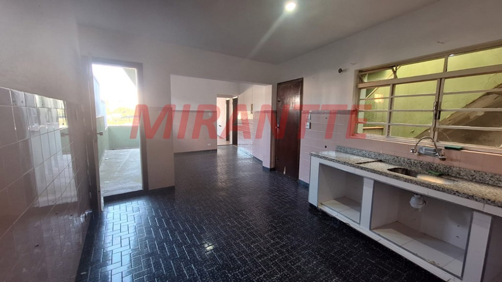 Sobrado de 317m² com 4 quartos em Parque Mandaqui