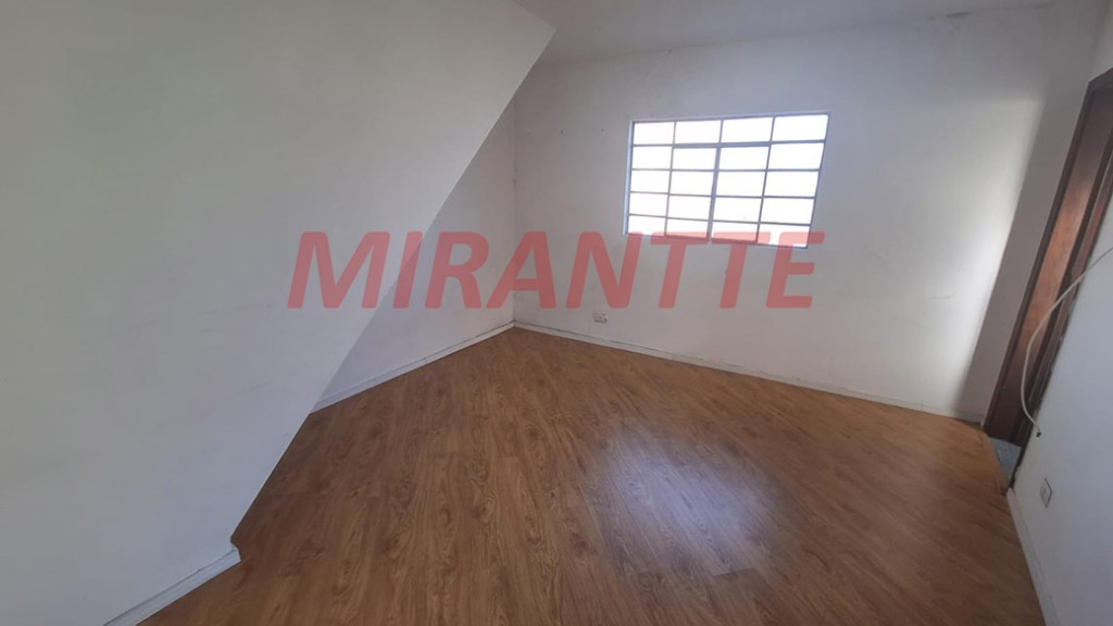 Sobrado de 317m² com 4 quartos em Parque Mandaqui