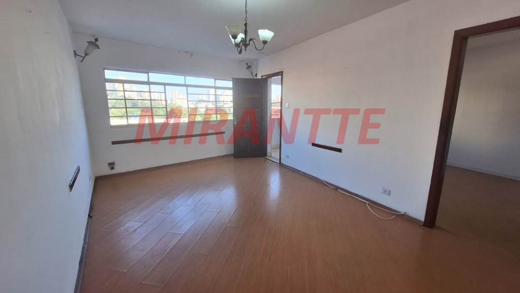Sobrado de 317m² com 4 quartos em Parque Mandaqui