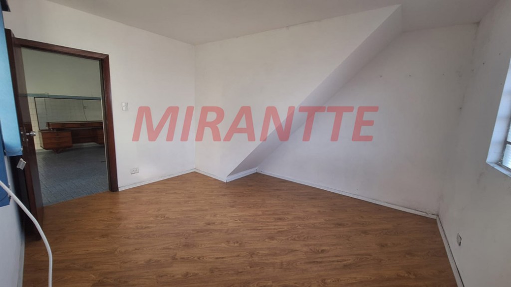 Sobrado de 317m² com 4 quartos em Parque Mandaqui