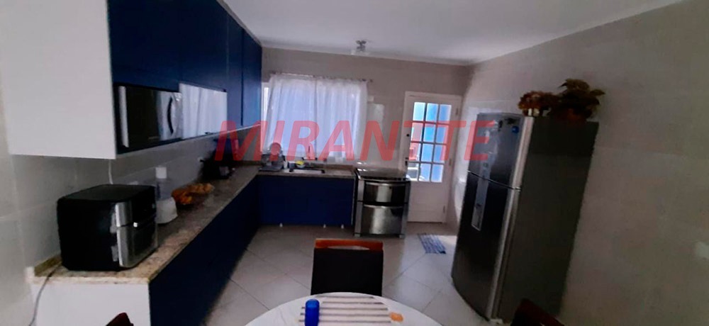 Sobrado de 174m² com 3 quartos em Parada Inglesa