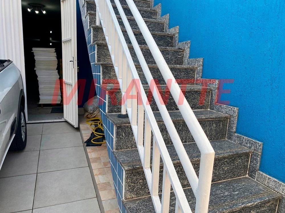 Sobrado de 174m² com 3 quartos em Parada Inglesa
