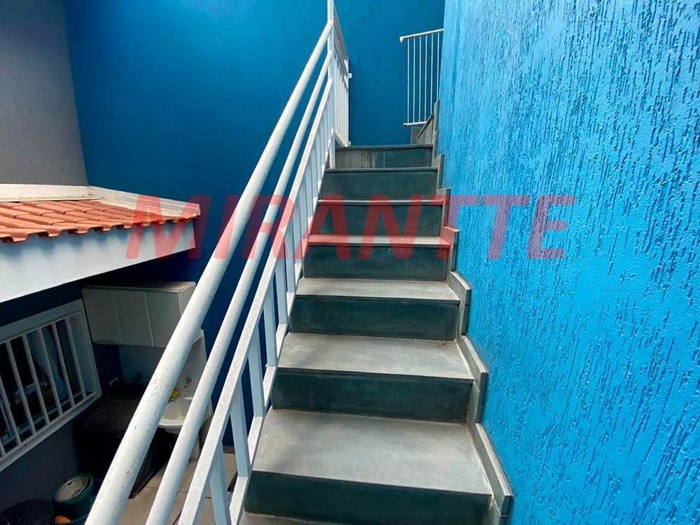 Sobrado de 174m² com 3 quartos em Parada Inglesa